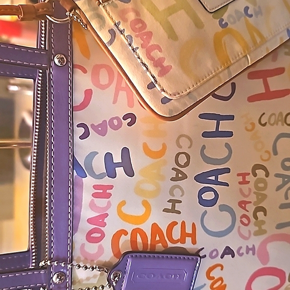 COACH SET "GRAFFITI" BAG/CLUTCH - Picture 2 of 9